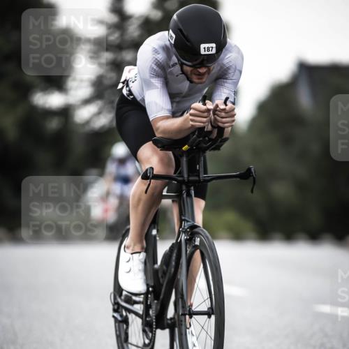 21.06.2026 - 29. Vierlanden-Triathlon H.Heesch http://msf.ph/oto/9900403 21.06.2026 10:09:18 Radfahren 25, 153, 187, 191, 303 meine-sportfotos.de