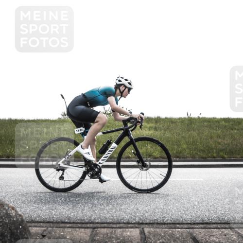 21.06.2026 - 29. Vierlanden-Triathlon H.Heesch http://msf.ph/oto/9900408 21.06.2026 13:21:24 Radfahren 1142 meine-sportfotos.de