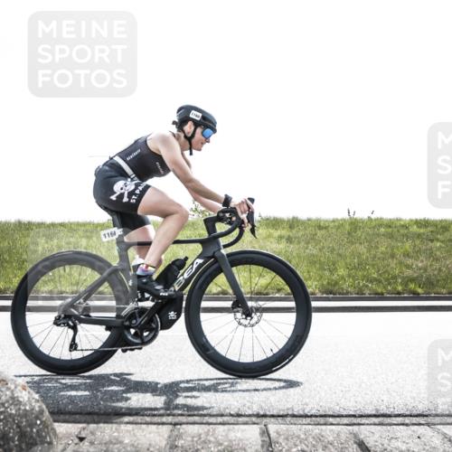 21.06.2026 - 29. Vierlanden-Triathlon H.Heesch http://msf.ph/oto/9900411 21.06.2026 13:22:54 Radfahren 1160 meine-sportfotos.de