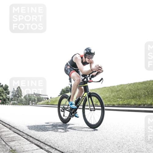 21.06.2026 - 29. Vierlanden-Triathlon H.Heesch http://msf.ph/oto/9900418 21.06.2026 13:02:13 Radfahren 1040, 1065, 1087 meine-sportfotos.de