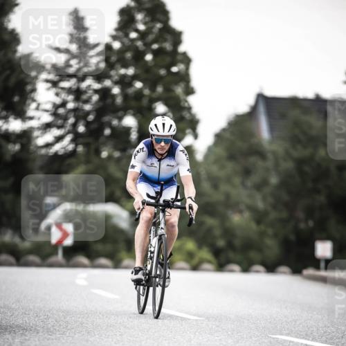 21.06.2026 - 29. Vierlanden-Triathlon H.Heesch http://msf.ph/oto/9900424 21.06.2026 10:09:21 Radfahren 25, 153, 187, 191, 303 meine-sportfotos.de