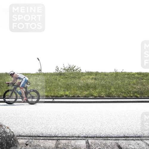 21.06.2026 - 29. Vierlanden-Triathlon H.Heesch http://msf.ph/oto/9900428 21.06.2026 13:25:47 Radfahren 1022, 1028, 1043 meine-sportfotos.de