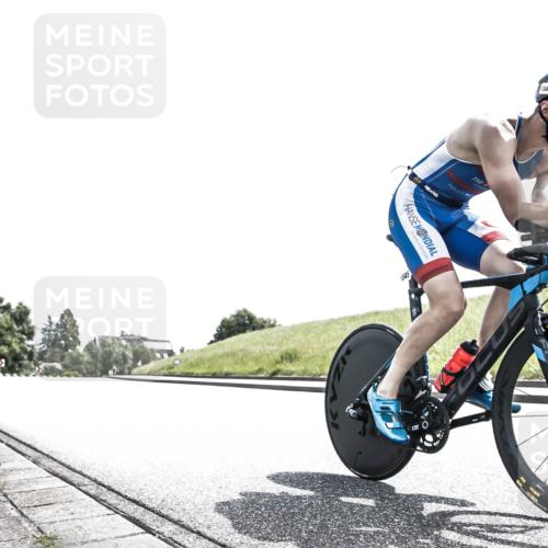 21.06.2026 - 29. Vierlanden-Triathlon H.Heesch http://msf.ph/oto/9900429 21.06.2026 13:02:31 Radfahren 991, 1045, 1056 meine-sportfotos.de