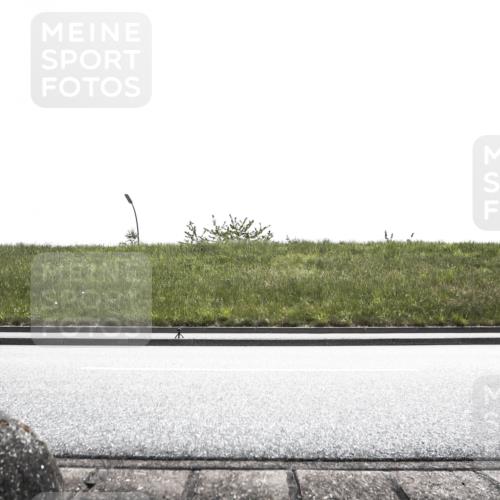 21.06.2026 - 29. Vierlanden-Triathlon H.Heesch http://msf.ph/oto/9900436 21.06.2026 13:27:04 Radfahren 1037, 1125 meine-sportfotos.de