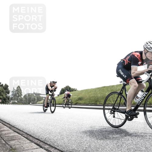21.06.2026 - 29. Vierlanden-Triathlon H.Heesch http://msf.ph/oto/9900452 21.06.2026 13:03:56 Radfahren 836, 1028, 1092 meine-sportfotos.de