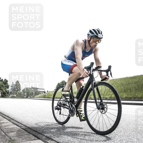 21.06.2026 - 29. Vierlanden-Triathlon H.Heesch http://msf.ph/oto/9900462 21.06.2026 13:04:12 Radfahren 1026, 1032, 1044, 1059 meine-sportfotos.de