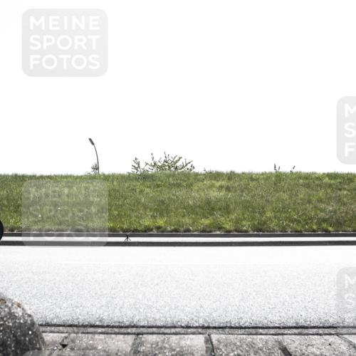 21.06.2026 - 29. Vierlanden-Triathlon H.Heesch http://msf.ph/oto/9900467 21.06.2026 13:28:24 Radfahren 1025, 1029, 1035, 1036, 1048 meine-sportfotos.de
