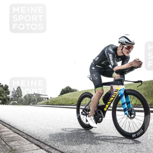 21.06.2026 - 29. Vierlanden-Triathlon H.Heesch http://msf.ph/oto/9900469 21.06.2026 13:04:30 Radfahren 1035 meine-sportfotos.de