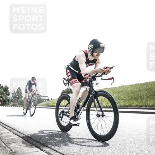 21.06.2026 - 29. Vierlanden-Triathlon H.Heesch http://msf.ph/oto/9900495 21.06.2026 13:05:58 Radfahren 1025, 1058, 1064, 1076, 1086 meine-sportfotos.de