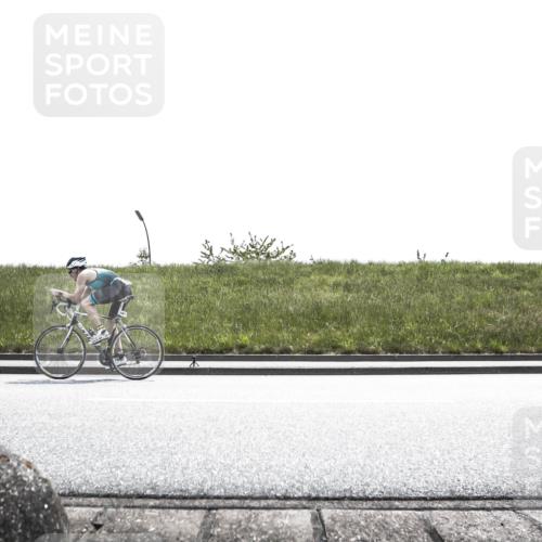 21.06.2026 - 29. Vierlanden-Triathlon H.Heesch http://msf.ph/oto/9900502 21.06.2026 13:30:16 Radfahren 1051, 1054, 1072 meine-sportfotos.de