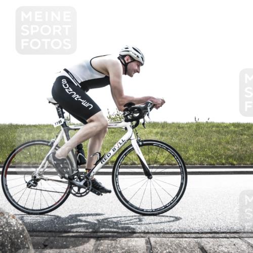 21.06.2026 - 29. Vierlanden-Triathlon H.Heesch http://msf.ph/oto/9900516 21.06.2026 13:30:48 Radfahren 1050, 1195 meine-sportfotos.de