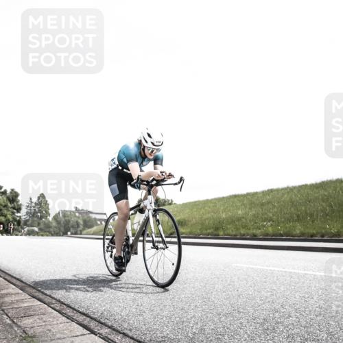 21.06.2026 - 29. Vierlanden-Triathlon H.Heesch http://msf.ph/oto/9900521 21.06.2026 13:16:20 Radfahren 1114, 1129, 1134 meine-sportfotos.de