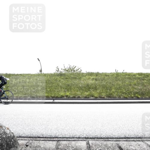 21.06.2026 - 29. Vierlanden-Triathlon H.Heesch http://msf.ph/oto/9900522 21.06.2026 13:31:08 Radfahren 1032 meine-sportfotos.de