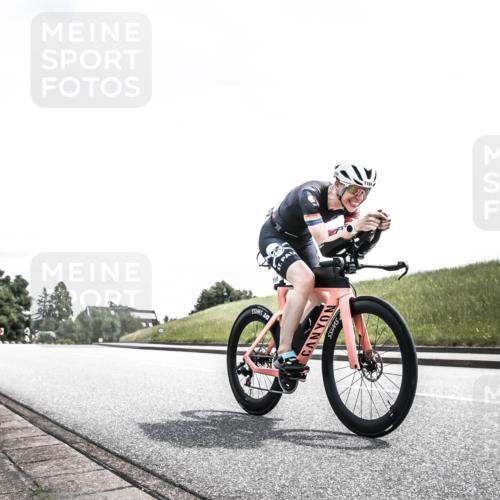 21.06.2026 - 29. Vierlanden-Triathlon H.Heesch http://msf.ph/oto/9900528 21.06.2026 13:17:14 Radfahren 1083, 1120, 1161 meine-sportfotos.de