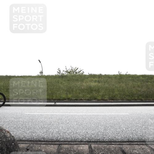 21.06.2026 - 29. Vierlanden-Triathlon H.Heesch http://msf.ph/oto/9900552 21.06.2026 13:32:28 Radfahren 1049, 1058, 1090, 1091, 1200 meine-sportfotos.de