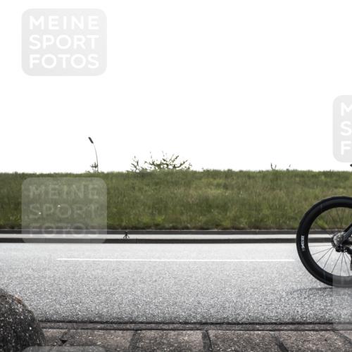 21.06.2026 - 29. Vierlanden-Triathlon H.Heesch http://msf.ph/oto/9900558 21.06.2026 13:32:31 Radfahren 1049, 1058, 1097, 1200 meine-sportfotos.de