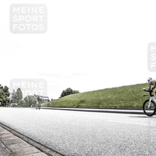 21.06.2026 - 29. Vierlanden-Triathlon H.Heesch http://msf.ph/oto/9900563 21.06.2026 13:28:21 Radfahren 1025, 1029, 1035, 1048 meine-sportfotos.de
