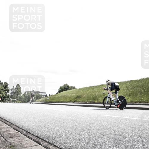 21.06.2026 - 29. Vierlanden-Triathlon H.Heesch http://msf.ph/oto/9900566 21.06.2026 13:28:21 Radfahren 1025, 1029, 1035, 1048 meine-sportfotos.de
