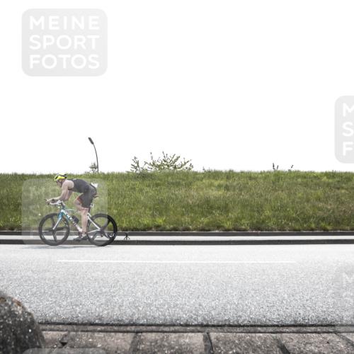 21.06.2026 - 29. Vierlanden-Triathlon H.Heesch http://msf.ph/oto/9900567 21.06.2026 13:32:59 Radfahren 1075, 1076, 1100, 1212 meine-sportfotos.de