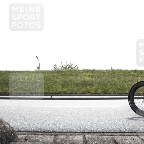 21.06.2026 - 29. Vierlanden-Triathlon H.Heesch http://msf.ph/oto/9900570 21.06.2026 13:33:00 Radfahren 1075, 1076, 1100, 1183, 1186, 1212 meine-sportfotos.de