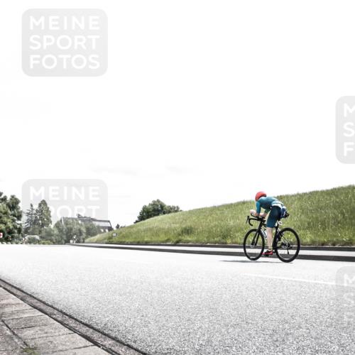 21.06.2026 - 29. Vierlanden-Triathlon H.Heesch http://msf.ph/oto/9900572 21.06.2026 13:28:34 Radfahren  meine-sportfotos.de