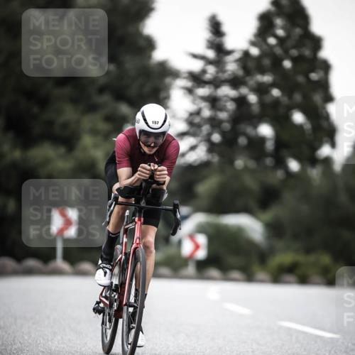21.06.2026 - 29. Vierlanden-Triathlon H.Heesch http://msf.ph/oto/9900597 21.06.2026 10:09:40 Radfahren 18, 121, 122, 157, 225 meine-sportfotos.de