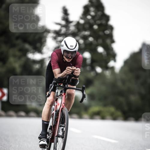 21.06.2026 - 29. Vierlanden-Triathlon H.Heesch http://msf.ph/oto/9900608 21.06.2026 10:09:40 Radfahren 18, 121, 122, 157, 225 meine-sportfotos.de