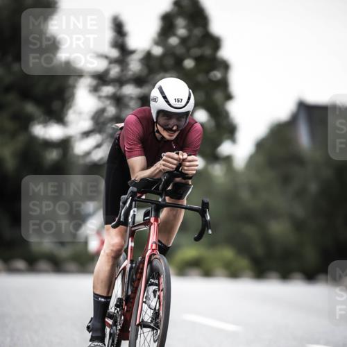 21.06.2026 - 29. Vierlanden-Triathlon H.Heesch http://msf.ph/oto/9900610 21.06.2026 10:09:41 Radfahren 18, 121, 157 meine-sportfotos.de