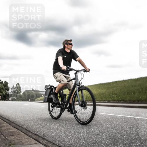 21.06.2026 - 29. Vierlanden-Triathlon H.Heesch http://msf.ph/oto/9900624 21.06.2026 14:31:57 Radfahren  meine-sportfotos.de