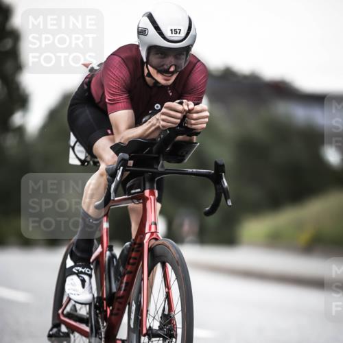 21.06.2026 - 29. Vierlanden-Triathlon H.Heesch http://msf.ph/oto/9900629 21.06.2026 10:09:41 Radfahren 18, 121, 157 meine-sportfotos.de