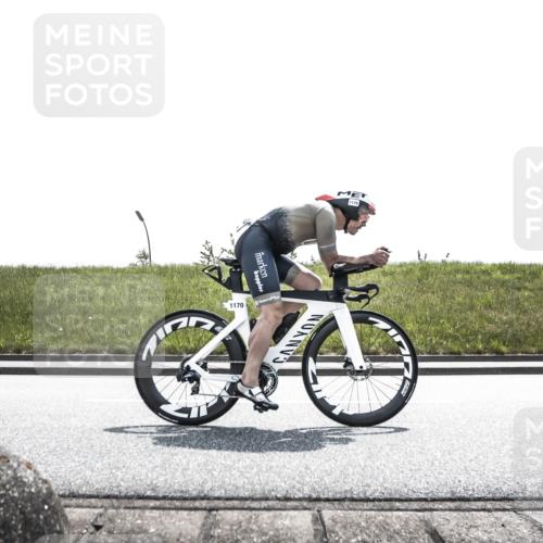 21.06.2026 - 29. Vierlanden-Triathlon H.Heesch http://msf.ph/oto/9900634 21.06.2026 13:34:53 Radfahren 1170 meine-sportfotos.de