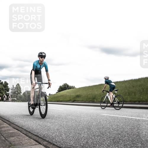 21.06.2026 - 29. Vierlanden-Triathlon H.Heesch http://msf.ph/oto/9900635 21.06.2026 14:42:32 Radfahren 1247, 1251, 1252 meine-sportfotos.de