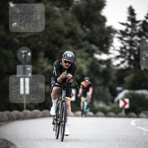 21.06.2026 - 29. Vierlanden-Triathlon H.Heesch http://msf.ph/oto/9900684 21.06.2026 10:09:53 Radfahren 40, 69, 309, 327 meine-sportfotos.de