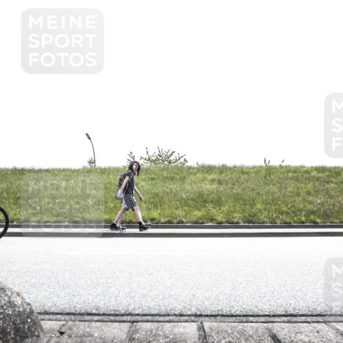 21.06.2026 - 29. Vierlanden-Triathlon H.Heesch http://msf.ph/oto/9900690 21.06.2026 13:42:50 Radfahren 1114 meine-sportfotos.de