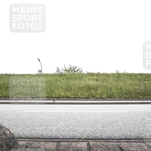 21.06.2026 - 29. Vierlanden-Triathlon H.Heesch http://msf.ph/oto/9900692 21.06.2026 14:27:34 Radfahren  meine-sportfotos.de
