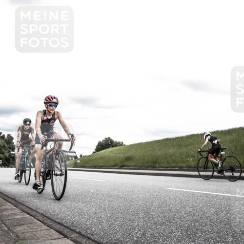 21.06.2026 - 29. Vierlanden-Triathlon H.Heesch http://msf.ph/oto/9900697 21.06.2026 14:43:56 Radfahren 1249, 1273, 1275 meine-sportfotos.de