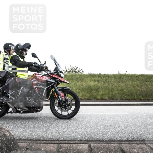 21.06.2026 - 29. Vierlanden-Triathlon H.Heesch http://msf.ph/oto/9900705 21.06.2026 14:34:48 Radfahren  meine-sportfotos.de