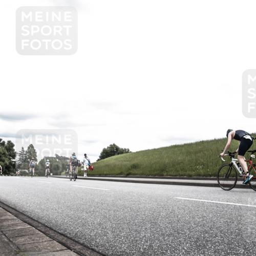 21.06.2026 - 29. Vierlanden-Triathlon H.Heesch http://msf.ph/oto/9900709 21.06.2026 14:45:56 Radfahren 1269 meine-sportfotos.de