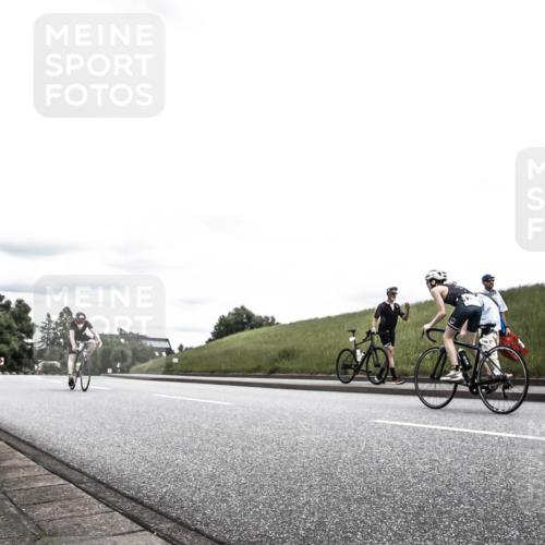 21.06.2026 - 29. Vierlanden-Triathlon H.Heesch http://msf.ph/oto/9900712 21.06.2026 14:46:09 Radfahren 1234, 1244 meine-sportfotos.de