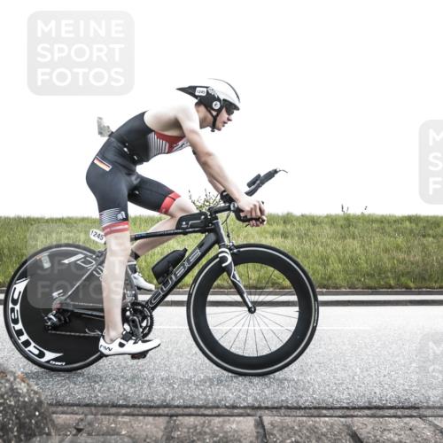 21.06.2026 - 29. Vierlanden-Triathlon H.Heesch http://msf.ph/oto/9900714 21.06.2026 14:42:09 Radfahren 1245, 1246 meine-sportfotos.de