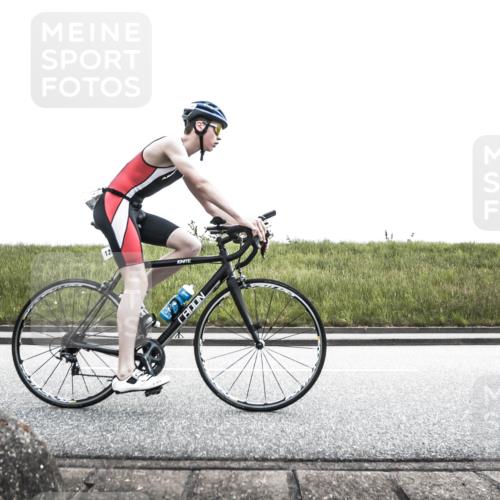21.06.2026 - 29. Vierlanden-Triathlon H.Heesch http://msf.ph/oto/9900717 21.06.2026 14:42:13 Radfahren 1245, 1246 meine-sportfotos.de