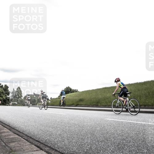 21.06.2026 - 29. Vierlanden-Triathlon H.Heesch http://msf.ph/oto/9900730 21.06.2026 14:46:33 Radfahren  meine-sportfotos.de