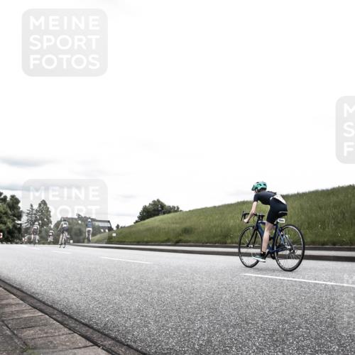 21.06.2026 - 29. Vierlanden-Triathlon H.Heesch http://msf.ph/oto/9900734 21.06.2026 14:46:36 Radfahren  meine-sportfotos.de