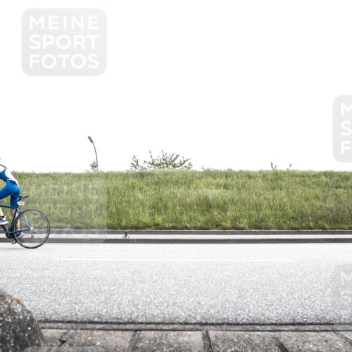 21.06.2026 - 29. Vierlanden-Triathlon H.Heesch http://msf.ph/oto/9900745 21.06.2026 14:43:02 Radfahren 1231, 1258 meine-sportfotos.de