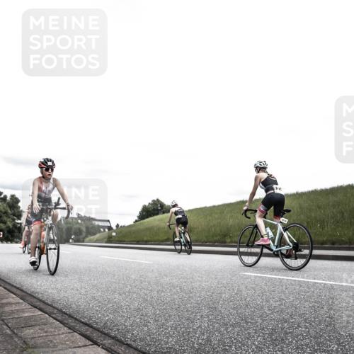 21.06.2026 - 29. Vierlanden-Triathlon H.Heesch http://msf.ph/oto/9900769 21.06.2026 14:47:10 Radfahren 1270, 1277 meine-sportfotos.de