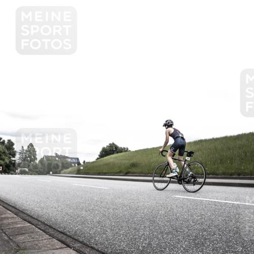 21.06.2026 - 29. Vierlanden-Triathlon H.Heesch http://msf.ph/oto/9900781 21.06.2026 14:47:57 Radfahren  meine-sportfotos.de