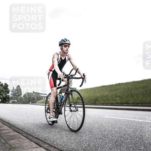 21.06.2026 - 29. Vierlanden-Triathlon H.Heesch http://msf.ph/oto/9900784 21.06.2026 14:50:47 Radfahren  meine-sportfotos.de