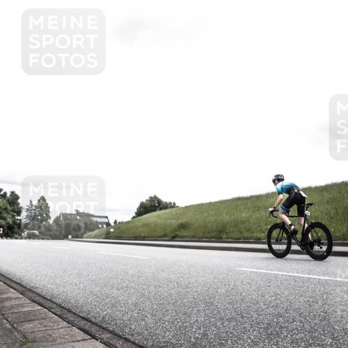 21.06.2026 - 29. Vierlanden-Triathlon H.Heesch http://msf.ph/oto/9900787 21.06.2026 14:50:49 Radfahren  meine-sportfotos.de