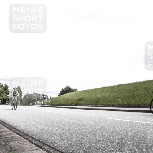 21.06.2026 - 29. Vierlanden-Triathlon H.Heesch http://msf.ph/oto/9900793 21.06.2026 14:52:08 Radfahren  meine-sportfotos.de