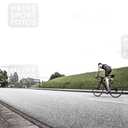 21.06.2026 - 29. Vierlanden-Triathlon H.Heesch http://msf.ph/oto/9900810 21.06.2026 14:52:41 Radfahren  meine-sportfotos.de